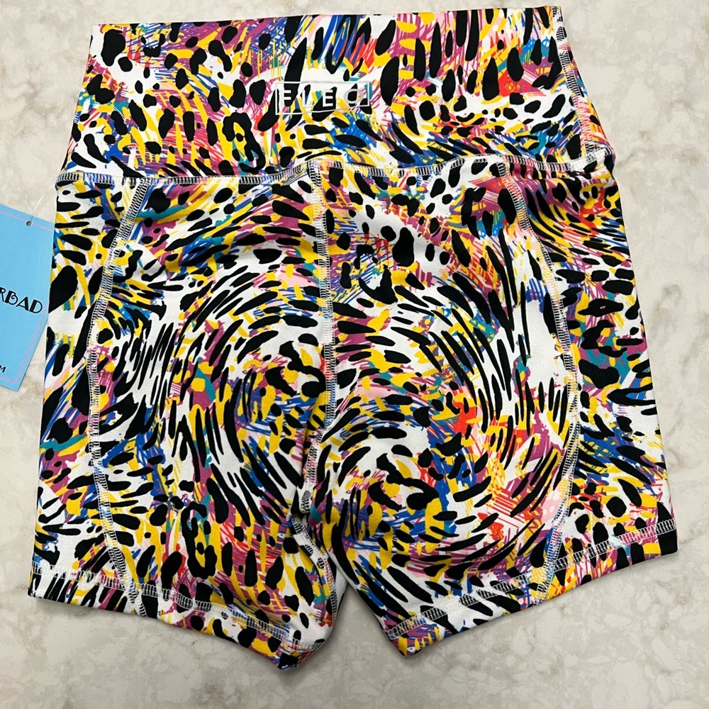 Fleo True High Contour SMALL shorts, leopard print, NWT